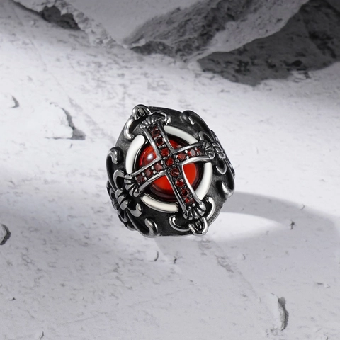 Anello a Croce in Acciaio Inossidabile Gotico Vintage Anello a Fascia Corona in Acciaio al Titanio Strass Rosso Gioielli Punk per Uomo Donna Regalo