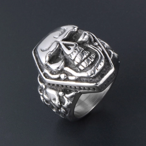 Bague Crâne Gothique Vintage Homme Rétro Punk Acier au Titane Biker Ring Heavy Metal Hip Hop Rock Bijoux Accessoire