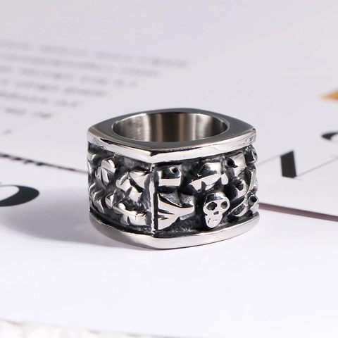 Vintage Stainless Steel Skull Ring For Men Gothic Punk Biker Wide Band Square Top Relieved Skeleton Finger Ring Fashion Jewelry Gift