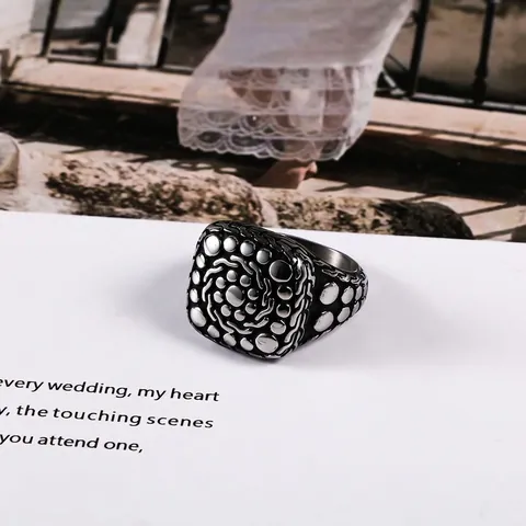 Vintage Roestvrij Stalen Ring Voor Heren Retro Spiraal Punt Reliëfpatroon Punk Industriële Stijl Band Ring Sieraden