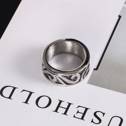 Bague en Acier Titane Vintage pour Hommes Rétro Minimaliste Motif de Vagues Bague Large Gaufrée Bijoux de Style Punk