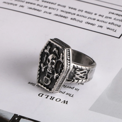 Bague Cercueil Crâne Gothique Vintage Hommes Acier Titane Punk Rock Pirate Crâne Os Croisés Bague pour Halloween Fête Bijoux