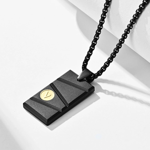 Collana con Pendente Dog Tag Rettangolare in Acciaio Inossidabile Hip Hop Uomo Collana Geometrica in Metallo Spazzolato con Disco Lettera V