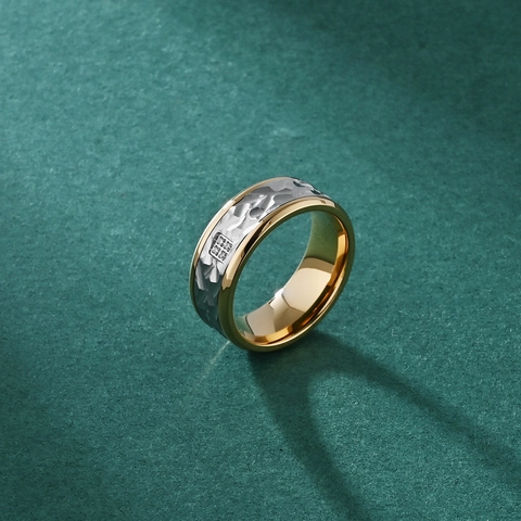 Anello in Acciaio Inossidabile da Uomo Vintage Texture di Corteccia Strass Intarsiato Fascia Larga Gioielli di Moda per Uomo Donna