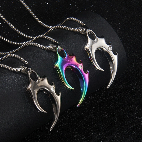 Collana con Ciondolo a Fiamma a Dente di Lupo in Lega di Acciaio Inossidabile Punk Gothic Gioielli di Moda Uomo Donna