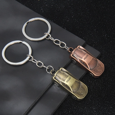 Vintage Metall Automodell Schlüsselanhänger Retro Polizeiauto Käfer Bugatti Stil Anhänger Antik Kupfer Bronze Taschenanhänger Geschenke