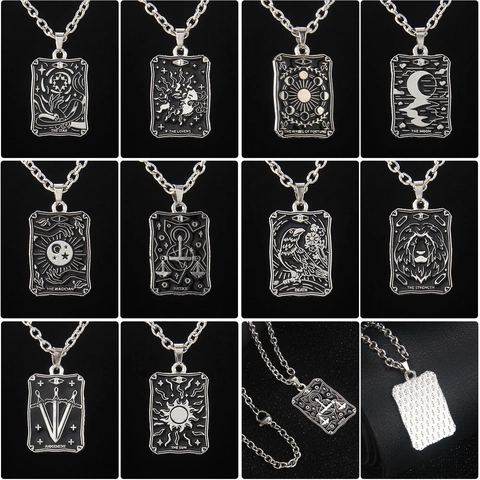 Collier Pendentif Carte de Tarot Vintage en Acier Inoxydable pour Hommes Femmes Punk Gothique Rectangulaire Bijoux Mystérieux