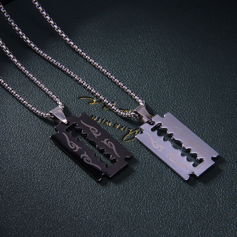 Collar Punk con Colgante de Cuchilla de Afeitar de Acero Inoxidable para Hombres Mujeres Hip Hop Aleación Patrón de Llama Cadena Larga de Caja Joyería