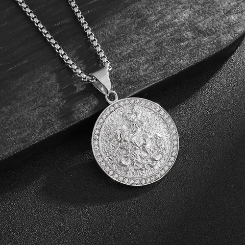 Collana con Ciondolo San Giorgio Che Uccide Il Drago in Acciaio Inossidabile Hip Hop Retro Strass Cavaliere Rilievo Gioielli