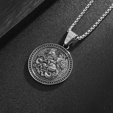 Middeleeuwse Retro Roestvrij Staal Sint Joris Draak Slayer Ridder Hanger Halsketting Reliëf Munt Charme Sieraden Voor Mannen Vrouwen