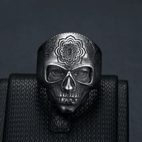 Vintage Punk Edelstahl Totenkopf Ring Für Herren Geschnitzte Mandala Gothic Biker Schmuck Dominante Halloween Fingerring Geschenk