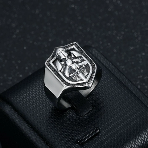 Retro Knights Templar Shield Signet Ring Men's Vintage Titanium Steel Warrior Relief Medieval Punk Finger Jewelry Ring