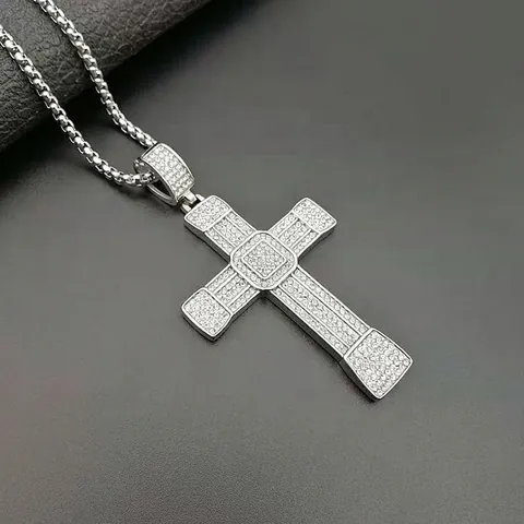 Collier Pendentif Croix Hip Hop Iced Out Acier Titane Plaqué Or Argent Strass Bijoux Religieux de Mode Accessoires Pour Hommes