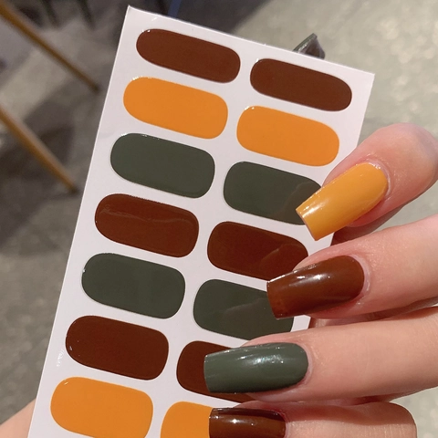 Solid Color Self Adhesive Nail Art Stickers For Women Glossy Autumn Winter DIY Manicure PVC Resin Nail Wraps LT-008