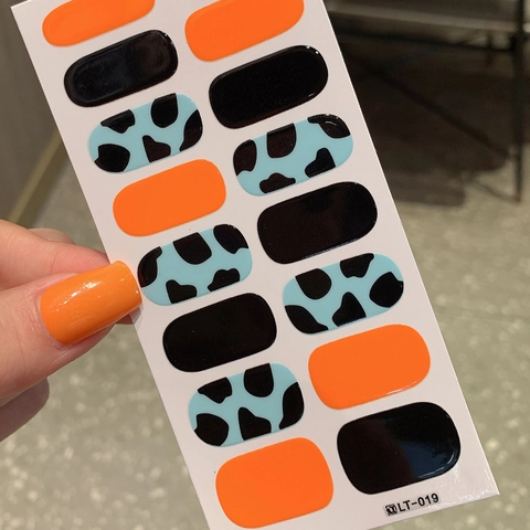Adesivi per Unghie Stampa Mucca Arancione Nero LT-019 Involucri per Unghie Autoadesivi per Donna Ragazze Stile Minimalista