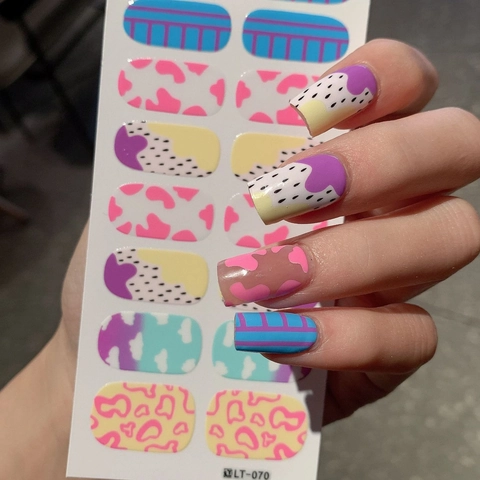 Pegatinas de Esmalte de Uñas Completas Autoadhesivas Estampadas Lindas Nubes Patrón de Vaca Envolturas de Uñas para Mujer Decoración DIY