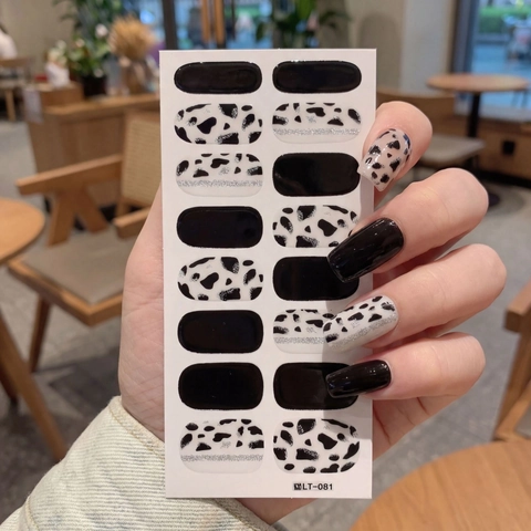 Minimalistische Nagelaufkleber Mit Leoparden Kuhmuster Selbstklebend Full Cover Maniküre Wraps Mode Glänzende Nageldecals Für Damen Alltag