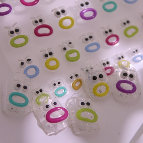 Bunte 3D Geprägte Lippen Cartoon Ausdruck Selbstklebende Nagelaufkleber Für Damen Mädchen DIY Maniküre Dekoration Decals