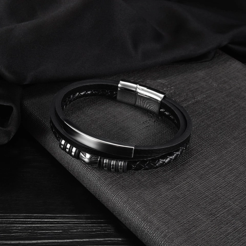 Bracciale da Uomo Moda Multistrato in Pelle Artificiale Con Chiusura Magnetica in Acciaio Inossidabile Polsino in Pelle Nera Intrecciata Gioielli Punk Regalo