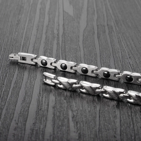 Bracciale Magnetico in Acciaio Inossidabile Lucido per Donna Bracciale Terapeutico a Catena Elegante Regalo Gioielli