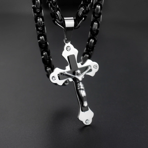 Titanium Steel Jesus Cross Pendant Necklace For Men Silver Black Byzantine Chain Inlaid Rhinestone Hip Hop Punk Religious Jewelry