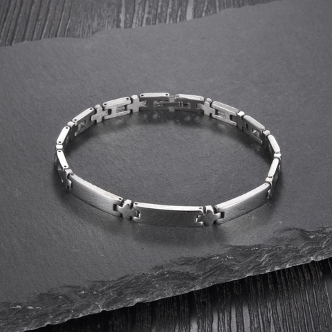 Bracciale Minimalista in Acciaio Inossidabile per Donna Catena a Maglie Geometriche Lucide Croce Stile Industriale Gioielli di Moda