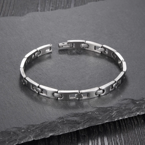 Bracciale da Donna Minimalista in Acciaio Inossidabile a Maglie Geometriche Lucido Stile Industriale Gioielli Moda Quotidiana