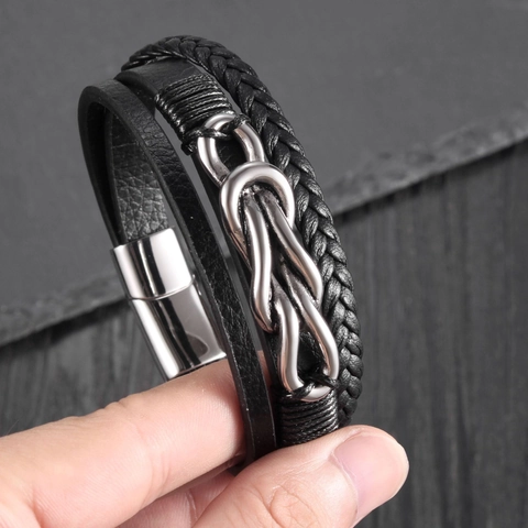 Pulsera Multicapa de Cuero Trenzado para Hombre Con Cierre Magnético de Acero de Titanio Industrial Negro Plata Joyería de Mano Regalo