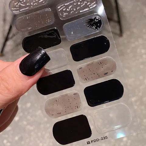 Minimalistische Schwarz Grau Verschwommene Nagelaufkleber Mit Glitzer DIY Selbstklebende Nail Art Decals Für Damen Täglich