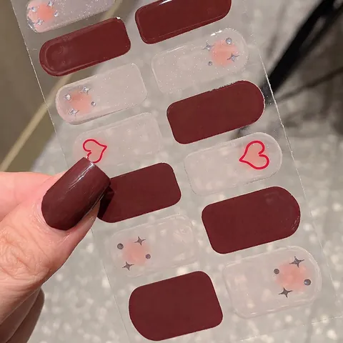 Herz Stern Muster Nagelkunst Aufkleber Weinrot Rosa Farbverlauf Selbstklebende Nagelsticker Mode DIY Maniküre Dekoration Damen