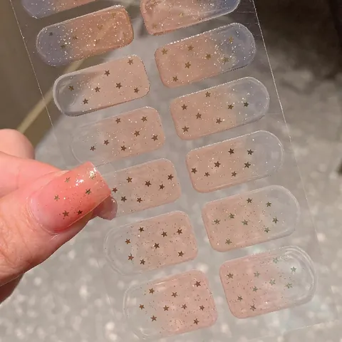 Süße Pink Blau Verlauf Stern Nagelaufkleber 14 Tips Selbstklebend Full Wrap Gel Nagelsticker Für Damen DIY Maniküre