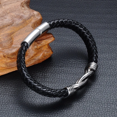 Bracciale da Uomo in Pelle Intrecciata Vintage Con Ciondolo a Nodo in Acciaio Inossidabile Fibbia Magnetica Gioielli Moda