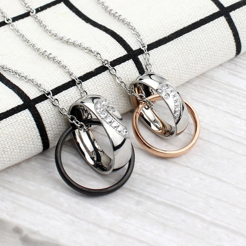Valentinstag Titanstahl Paare Anhänger Halskette Ineinandergreifende Doppelring Strass Herz Design Schmuck Geschenk Für Liebhaber