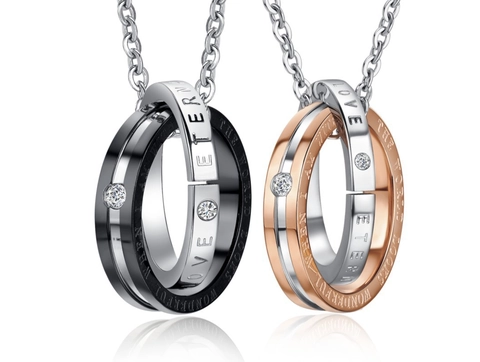 Titanium Steel Double Interlocking Ring Pendant Necklace For Couples Rhinestone Inlaid Eternal Love Engraved Necklace Jewelry