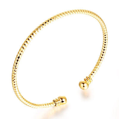 Luxus Gold Plated Kupfer Armreif Damen Rautenmuster Geometrisches Armband Hochzeit Party Eleganter Schmuck Geschenk