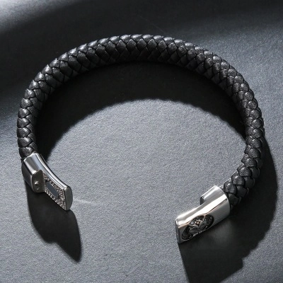 Pulsera de Cuero Trenzado de Búho Punk para Hombre Cierre Magnético de Acero Inoxidable Joyería de Moda Vintage