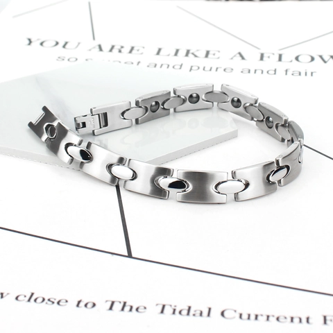 Mode Titanstahl Magnettherapie Armband Unisex Matt Silber Geometrische Glieder Gesundheitswesen Schmuck Poliertes Armband