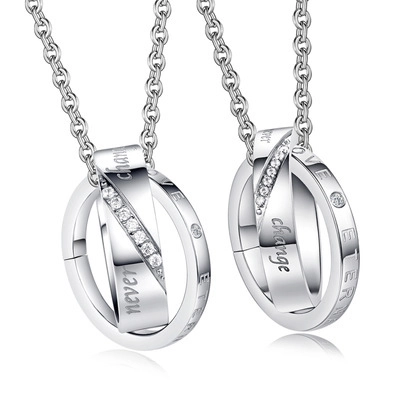 Collana con Pendente a Doppio Anello Incastonato in Acciaio Inossidabile Minimalista per Coppia Argento Strass Inciso Gioielli