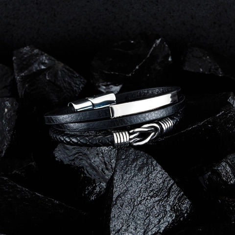 Bracciale da Uomo Multistrato in Pelle Intrecciata Chiusura Magnetica in Acciaio Inossidabile Gioielli Geometrici Nero Argento