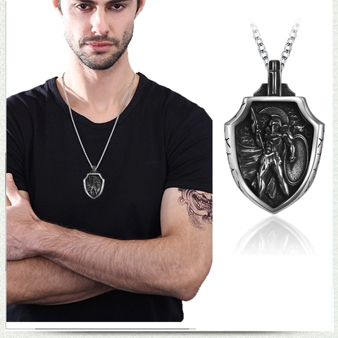 Collar Con Colgante de Escudo de Guerrero Espartano Vintage Retro Acero Inoxidable Acero de Titanio Relieve Joyas Hombre