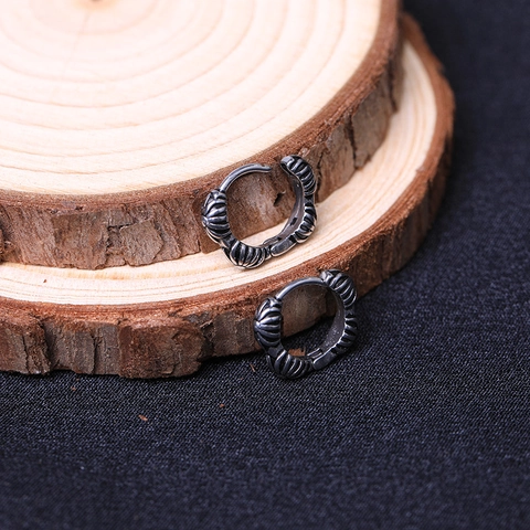 Retro Gothic Cross Flower Hoop Earrings Stainless Steel Antique Silver Hip Hop Punk Style Jewelry For Men Women