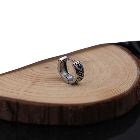 Orecchini a Cerchio Retro in Acciaio al Titanio con Totem del Drago per Uomo Punk Argento Antico Incisi Gioielli Unisex