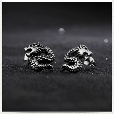 Orecchini a Bottone in Acciaio Inossidabile Vintage Drago Argento Antico Testa di Drago Gioielli Goth per Uomo Donna