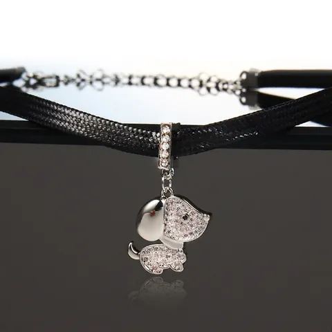 Gargantilla de Aleación de Estilo Coreano con Colgante de Perro de Dibujos Animados para Mujer Joyas de Animales de Pavé de Diamantes de Imitación Brillantes Cordón de Cuero Sintético Negro