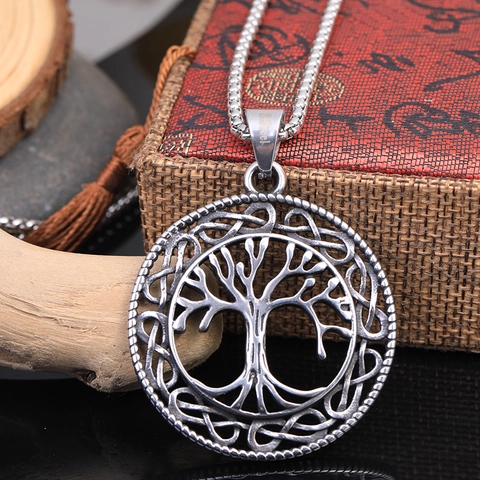 Collana con Pendente Albero della Vita in Acciaio Inossidabile Retrò Con Nodo Celtico Design Tondo Svuotato Gioielli Unisex
