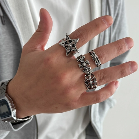 Vintage Gothic Cross Star Hollow Out Alloy Rings Men Punk Fashion Retro Silver Finger Ring Jewelry Accessory Collection