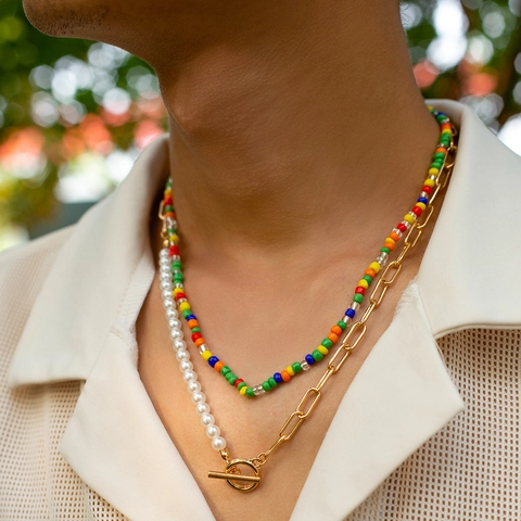Collana Stratificata da Uomo Set di Perline Colorate Spliced Perla Artificiale Oro Lega Catena Graffetta con Chiusura a Levetta