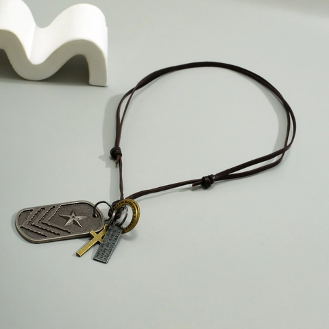 Retro Men's Alloy Pendant Necklace With Star Dog Tag Cross Charm Adjustable PU Leather Cord Streetwear Fashion Jewelry