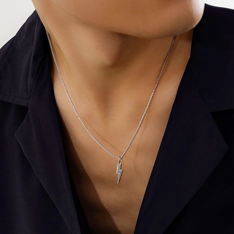 Men Minimalist Lightning Pendant Necklace Gold Silver Plated Box Chain Fashion Punk High End Neck Jewelry Sweater Chain