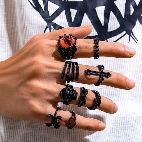 Gothic Punk Black Rings Men Hip Hop Halloween Skull Spider Cross Heart Eye Skeleton Hand Alloy Rhinestone Jewelry